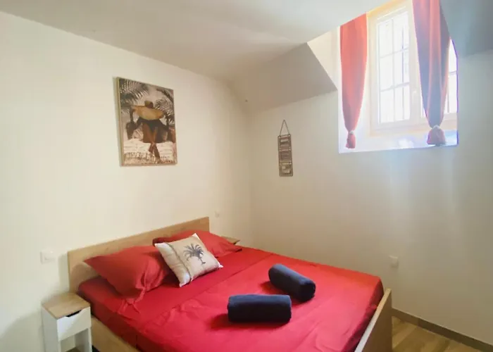 Les Appartements Du Vieux Poussan